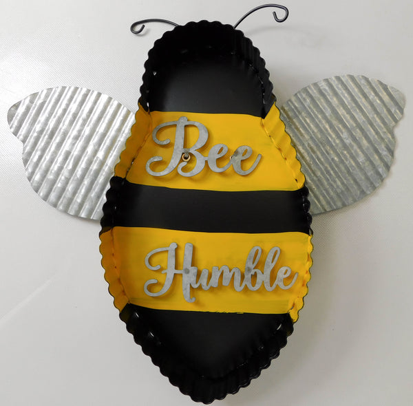 Honey Bee Wreath, Bumble Bee Gifts, Honey Bee Decor, Honey Bee Gifts, Front Door Decor, Metal Yard Art, Bumble Bee Ornament