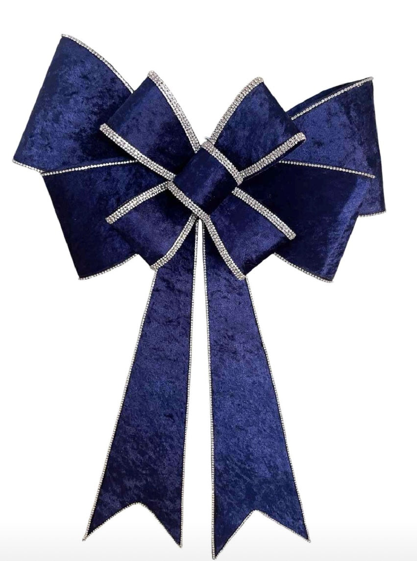 Luxury Velvet Holiday Bow with Rhinestone Trim and Detachable Tails – Perfect for Wreaths, Chair Backs, and Tree Toppers